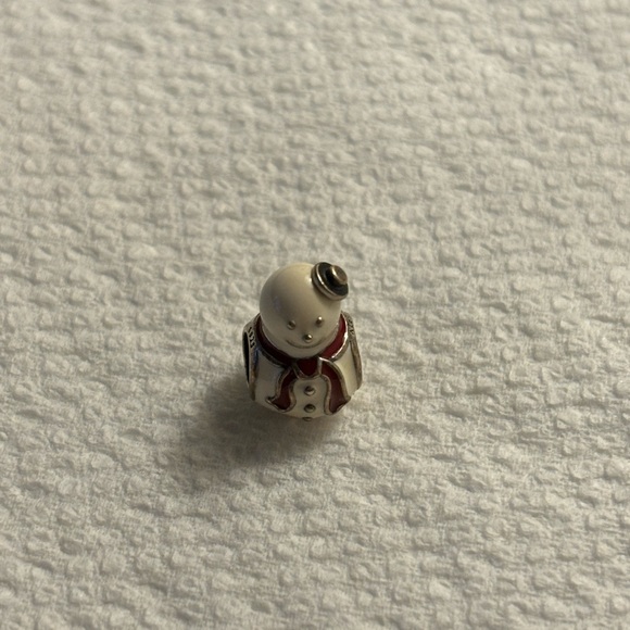 Pandora Snowman charm - Picture 2 of 3